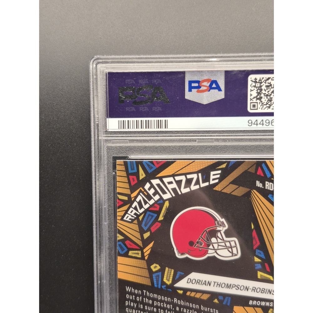 2023 Panini Mosaic - Razzle Dazzle‎ Dorian Thompson-Robinson #RD22 - Picture 9 of 12